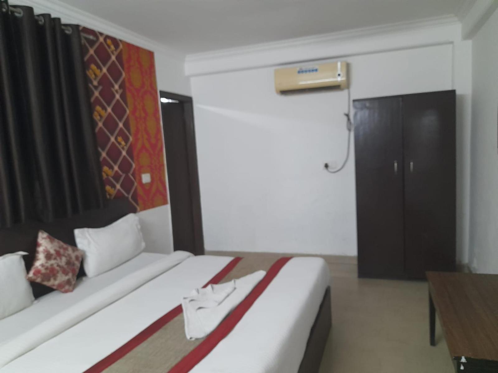 Hotel Airport Aditya Inn New Delhi Ngoại thất bức ảnh